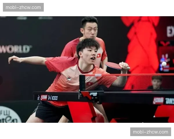 黄镇廷卡尔伯格同区 中国香港名将面临欧洲力量型挑战