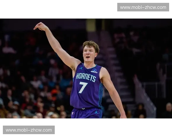 黄蜂新秀弗拉格脚部伤势出战成疑 马丁背部酸痛大概率出场